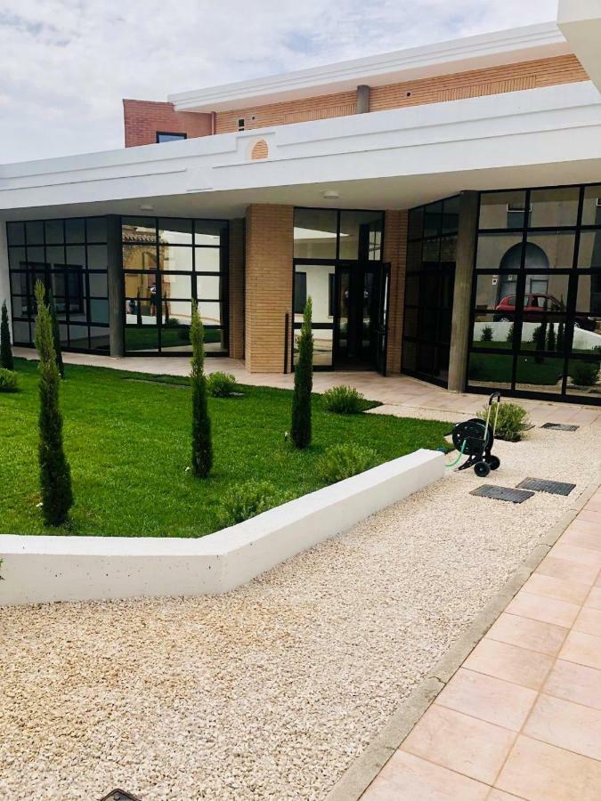Piccolo Feudo Hotel Sanluri Exterior photo